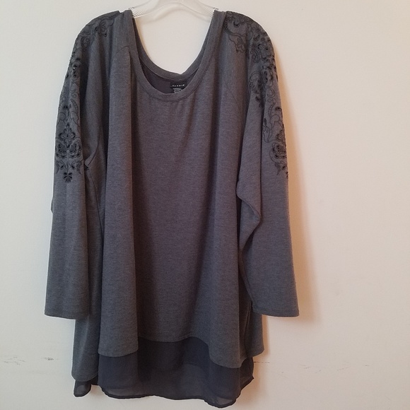 Torrid Grey Top - Picture 1 of 3